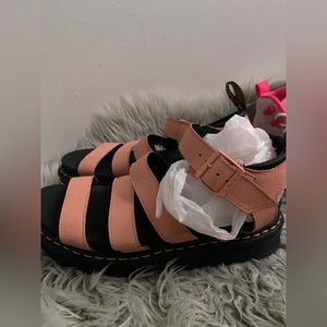 Dr.marten sandles size 10 in womens 8 in mens no box like new🙂